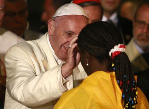 Cara a cara con Juan Vicente Boo Francisco violencia Colombia Nunciatura Bogota LNCIMA20170908 0177 1 300x221 - Cara a cara con Juan Vicente Boo