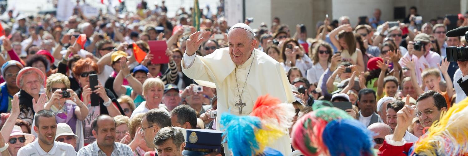 Juan Vicente Boo: «Los tuits del Papa desbordan sabiduría»