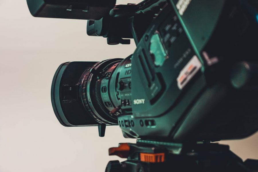 christian wiediger cPYvUgSI2xc unsplash 900x600 - Los mejores vídeos católicos