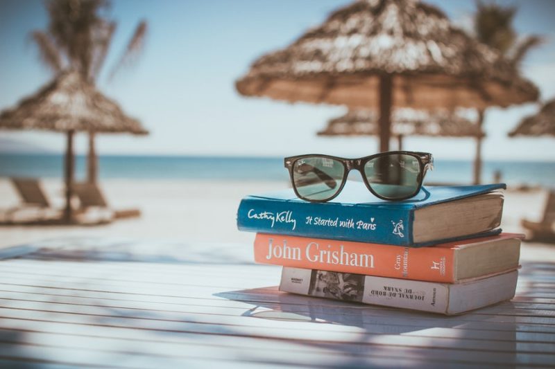 libros verano 9 ideas para rezar este verano que no sea un punto y final 800x533 - 9 ideas para que este verano no sea un punto y aparte en tu relación con Dios