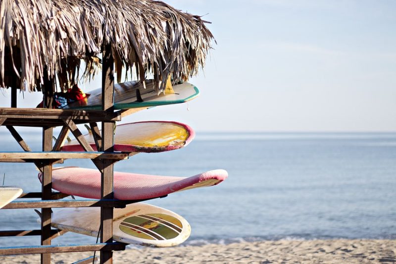 tablas surf caseta 9 ideas para rezar este verano que no sea un punto y final 800x533 - 9 ideas para que este verano no sea un punto y aparte en tu relación con Dios